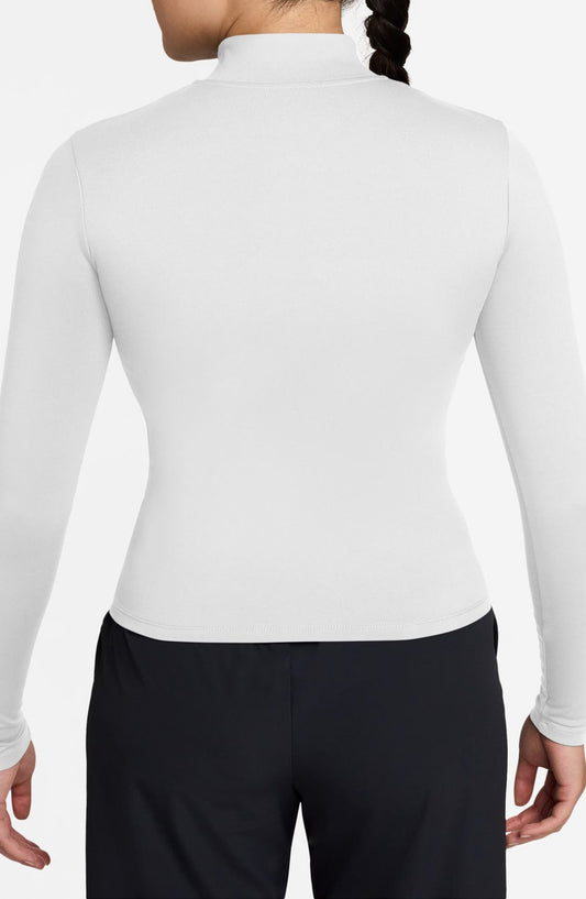 WHITE/ BLACK