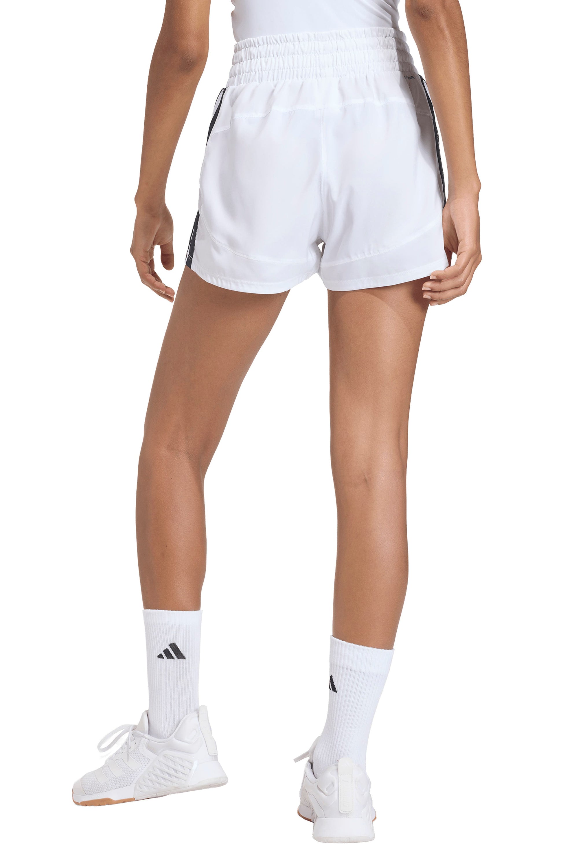 WHITE/BLACK