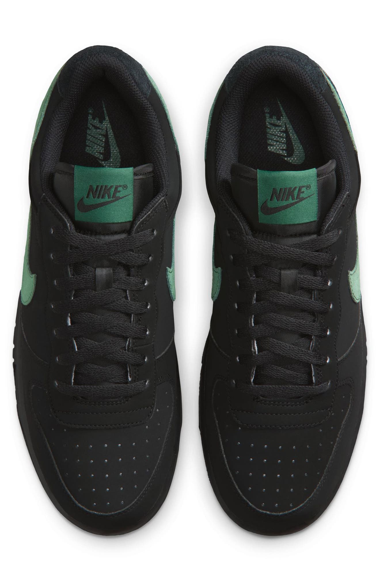 BLACK/ FIR
