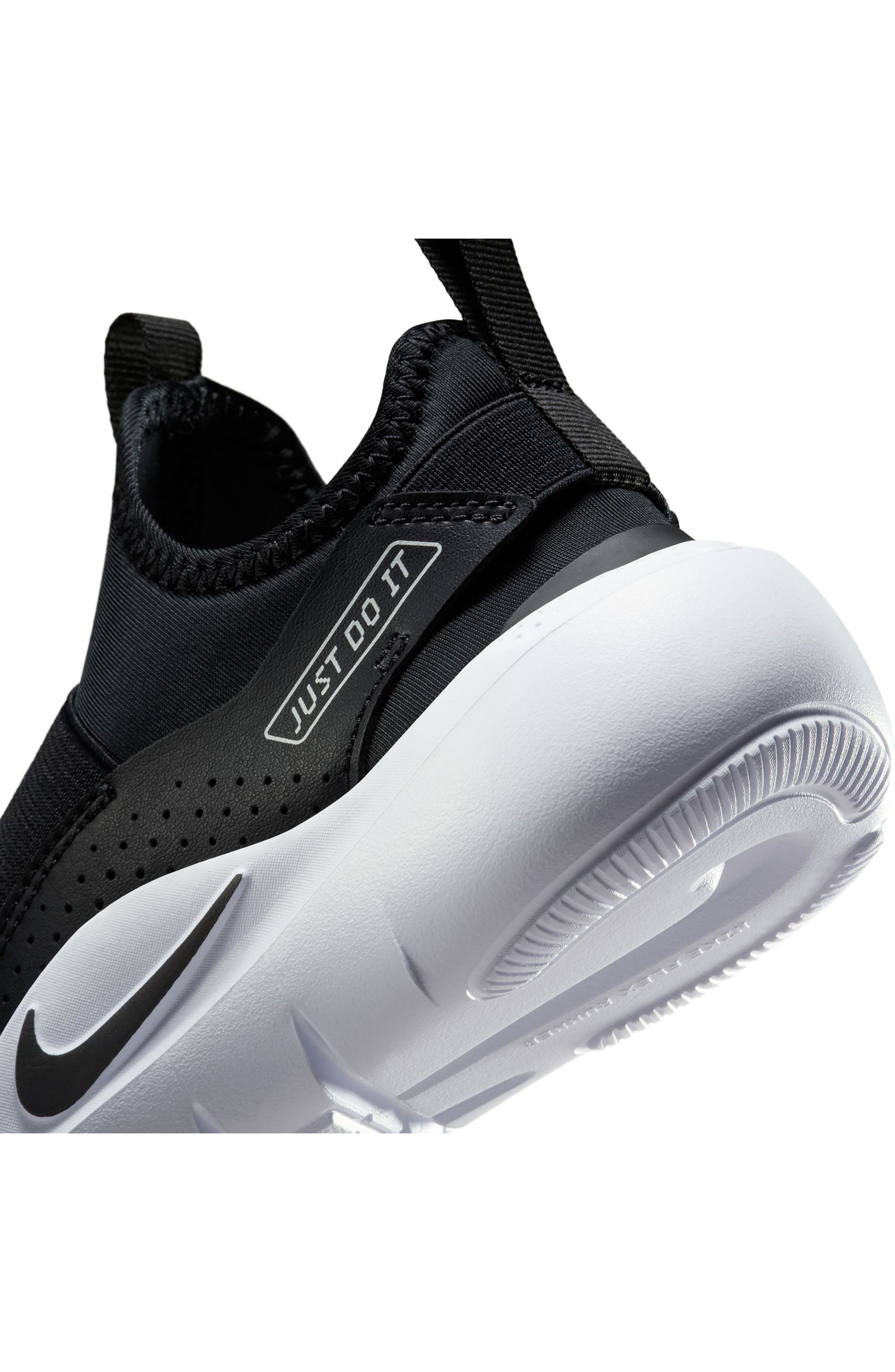 002 BLACK/BLACK