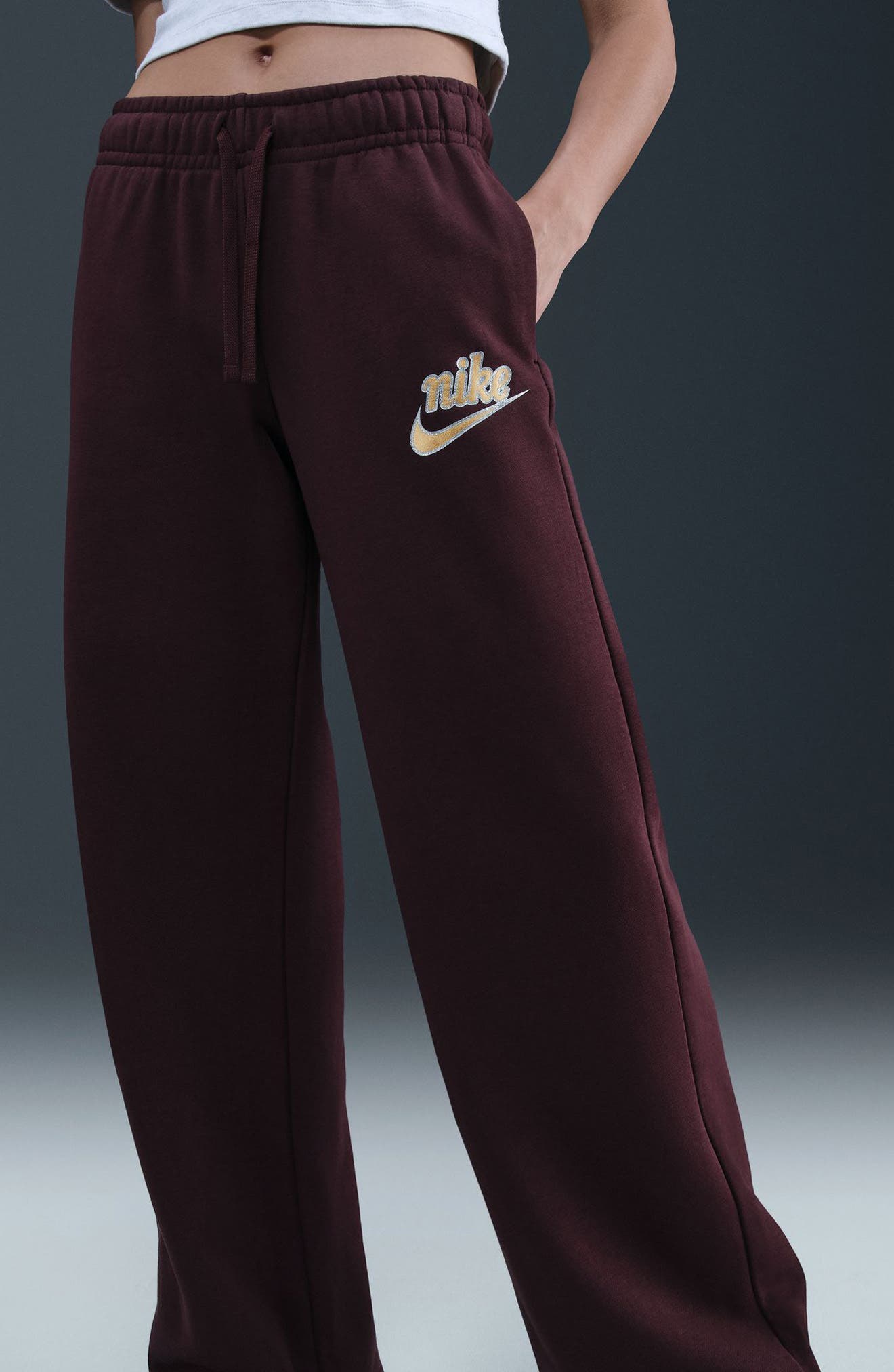 BURGUNDY CRUSH/ METALLIC GOLD