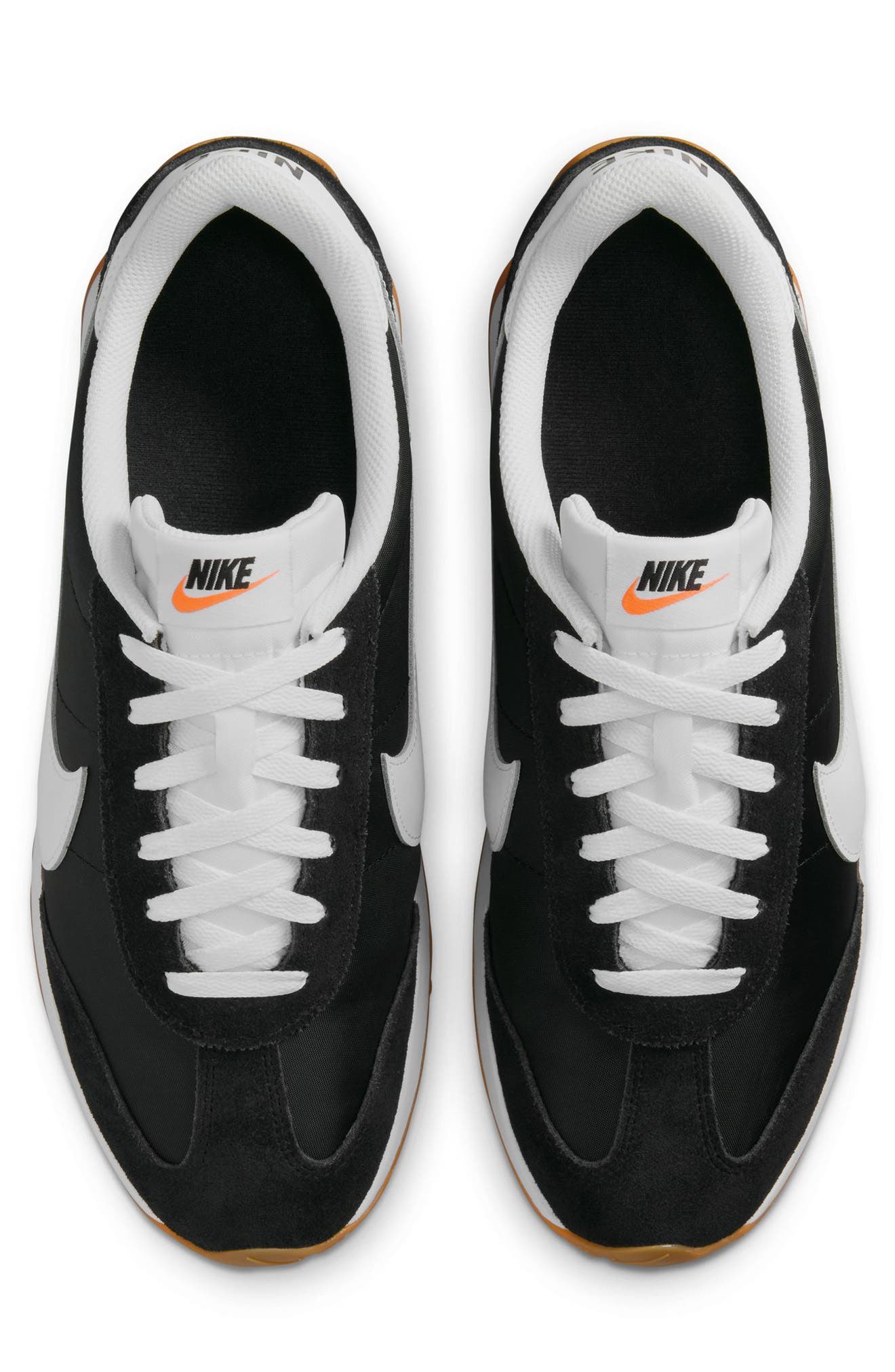 BLACK/ WHITE