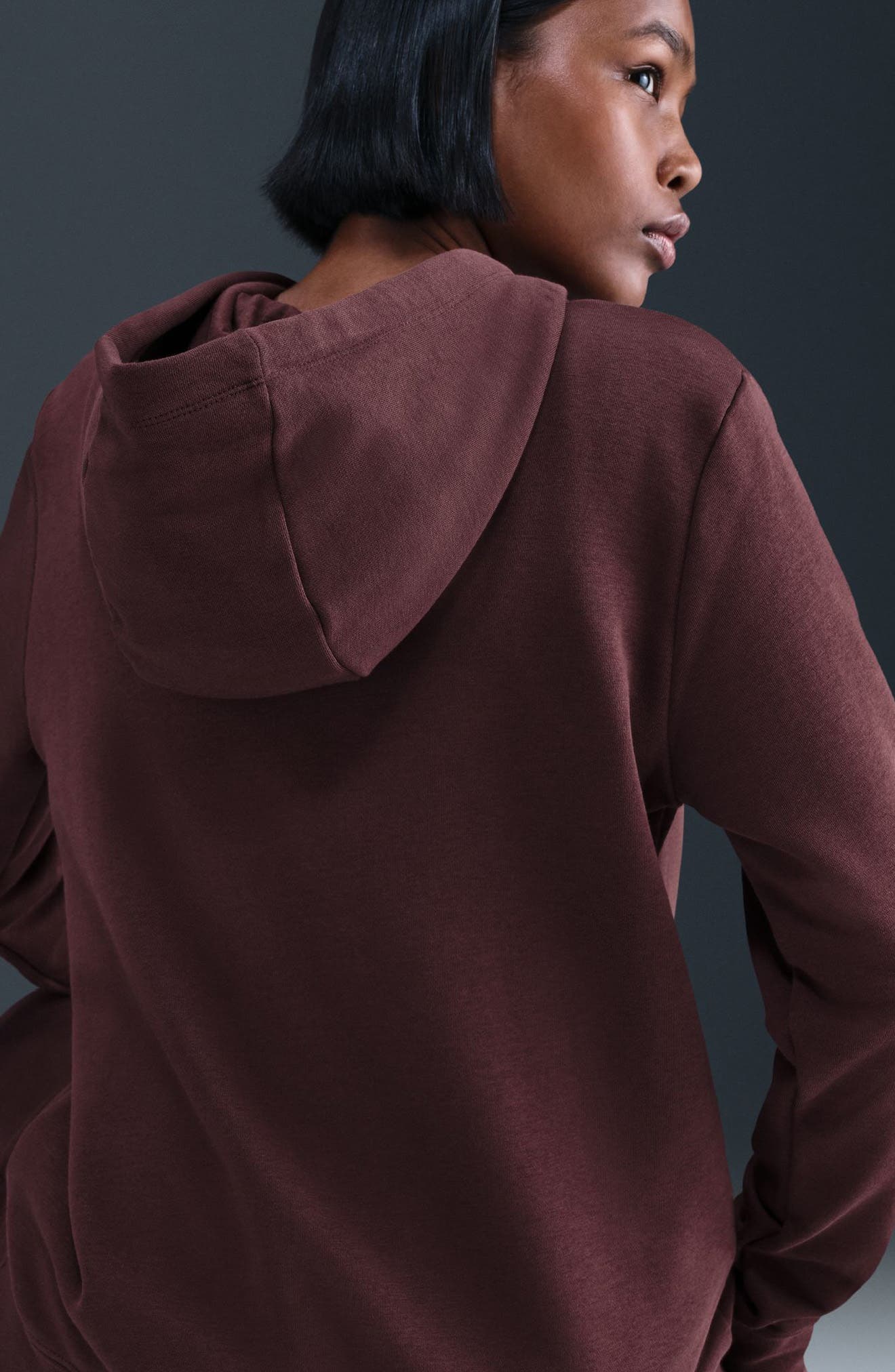 BURGUNDY CRUSH/ METALLIC GOLD