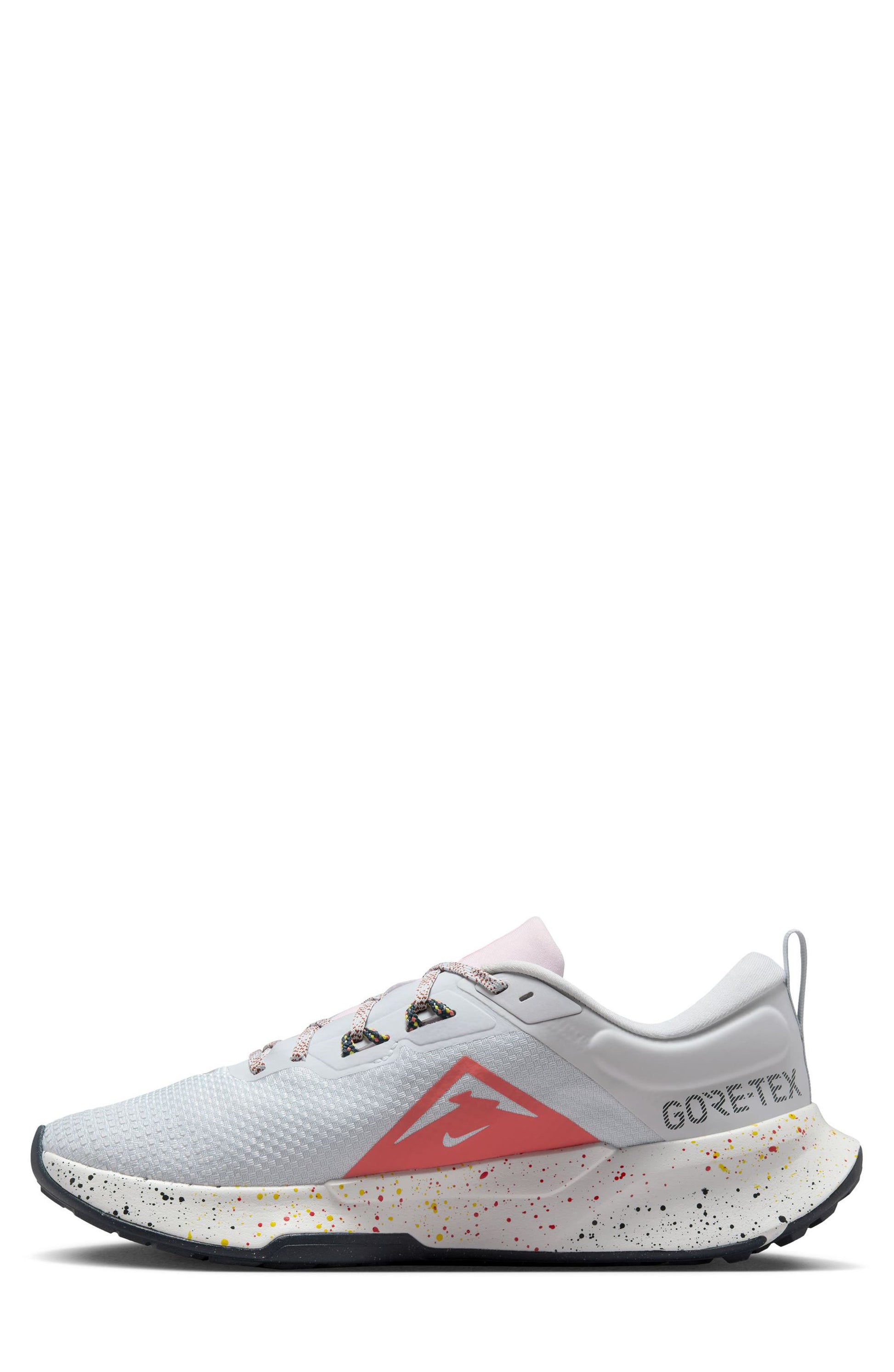 PURE PLATINUM/ WHITE