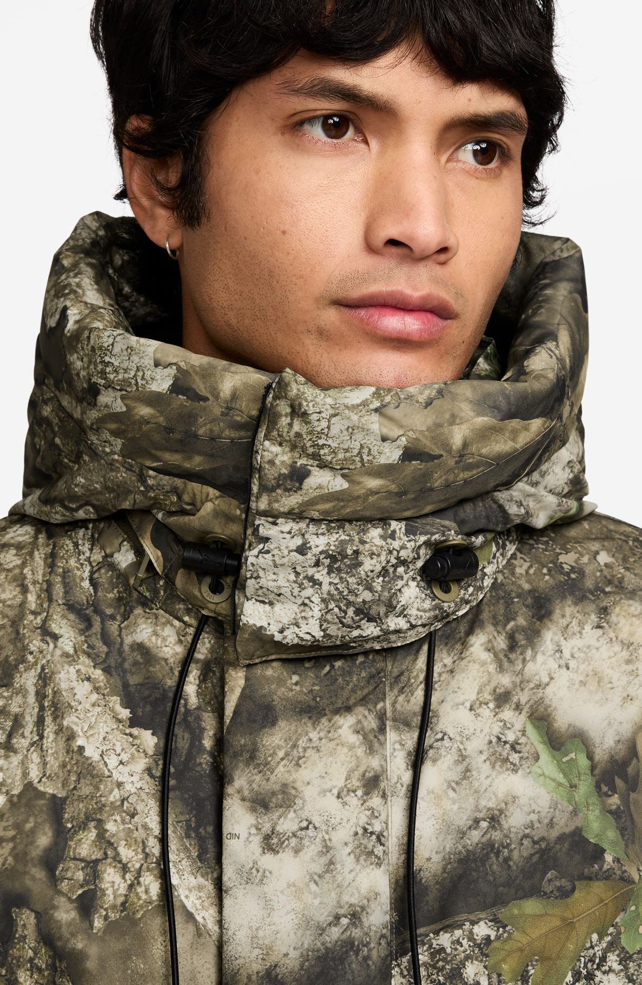 MEDIUM OLIVE/ BLACK/ SAIL