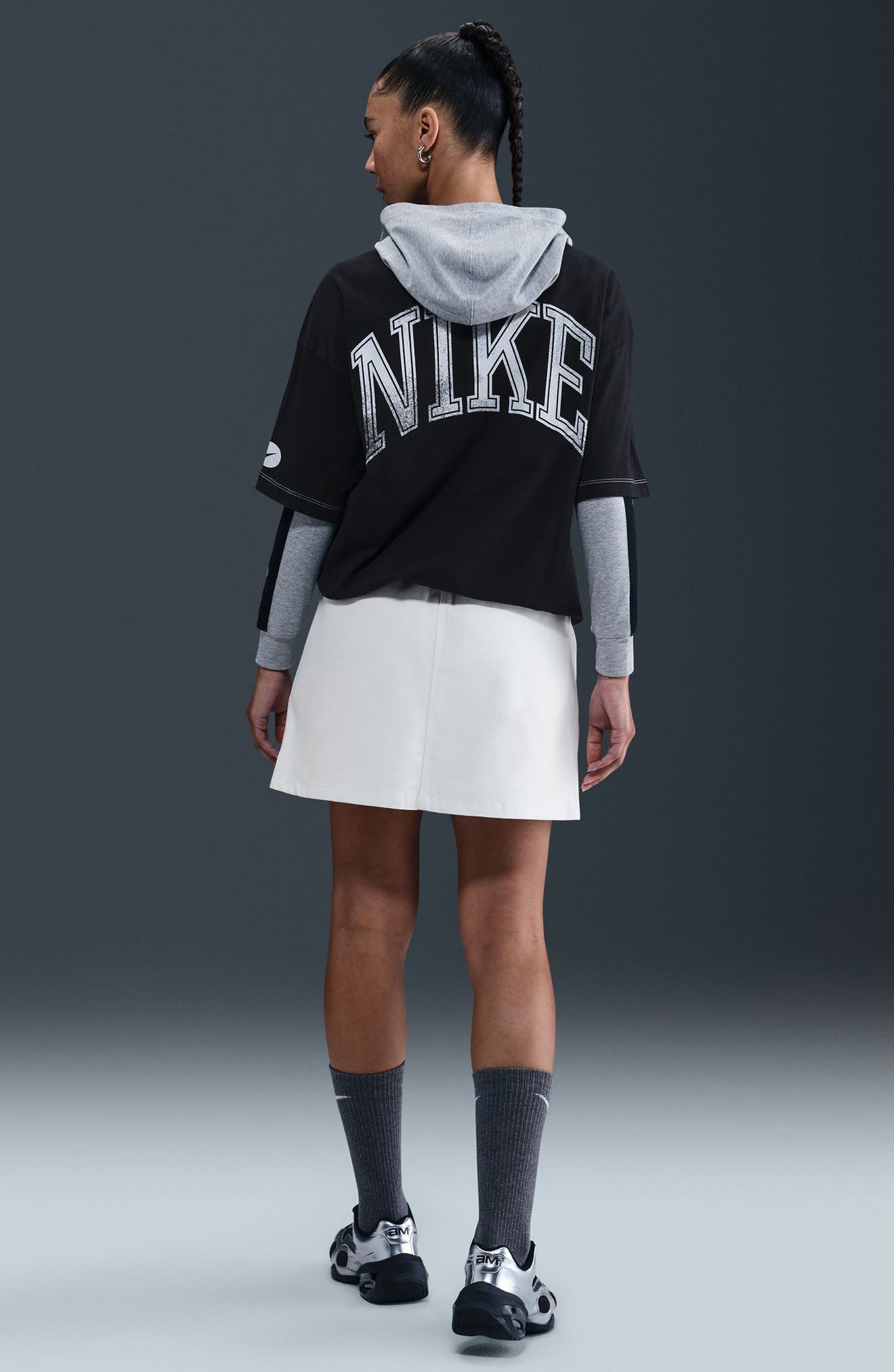 SUMMIT WHITE/ BLACK