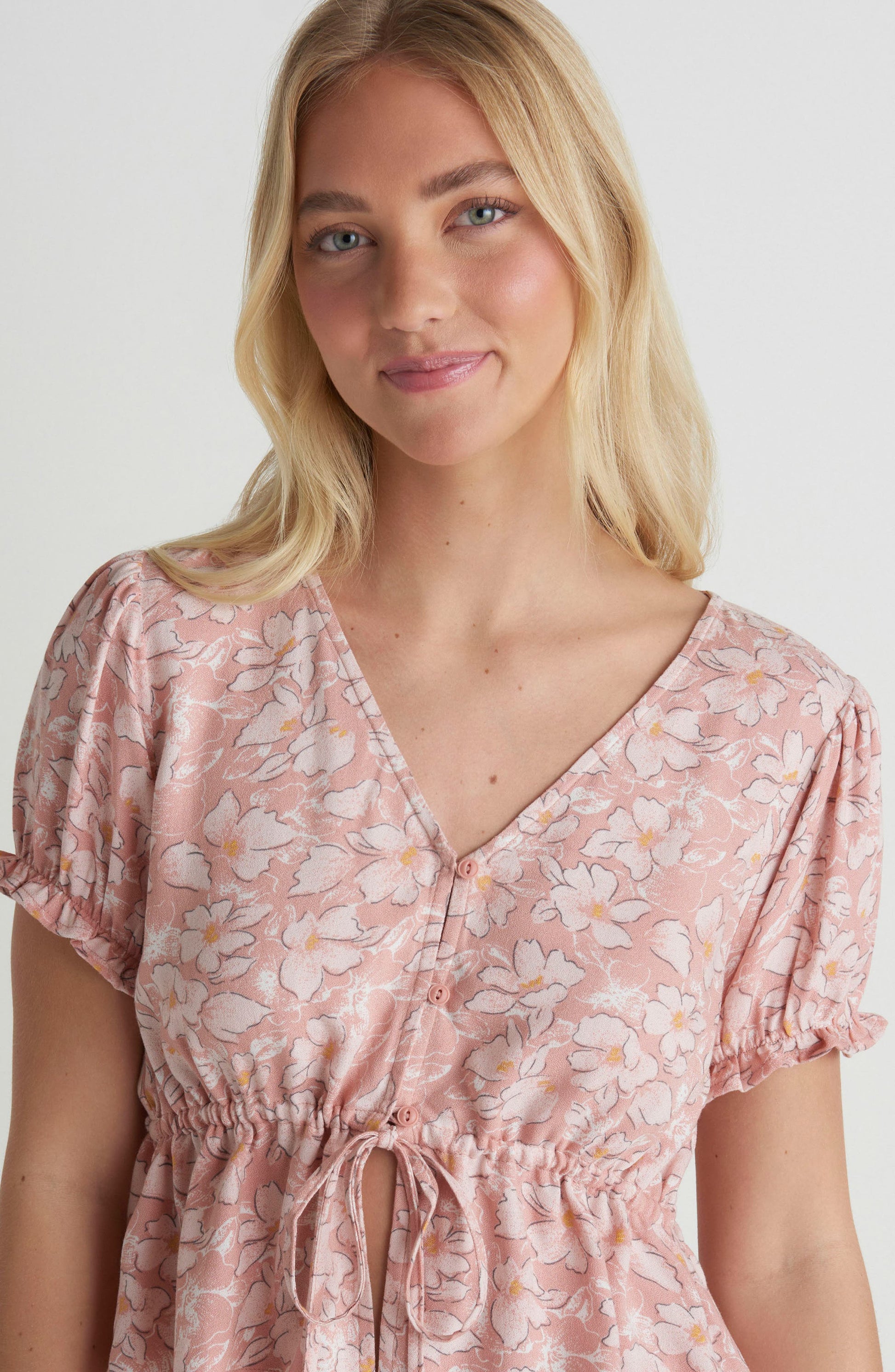 ROSE TAN