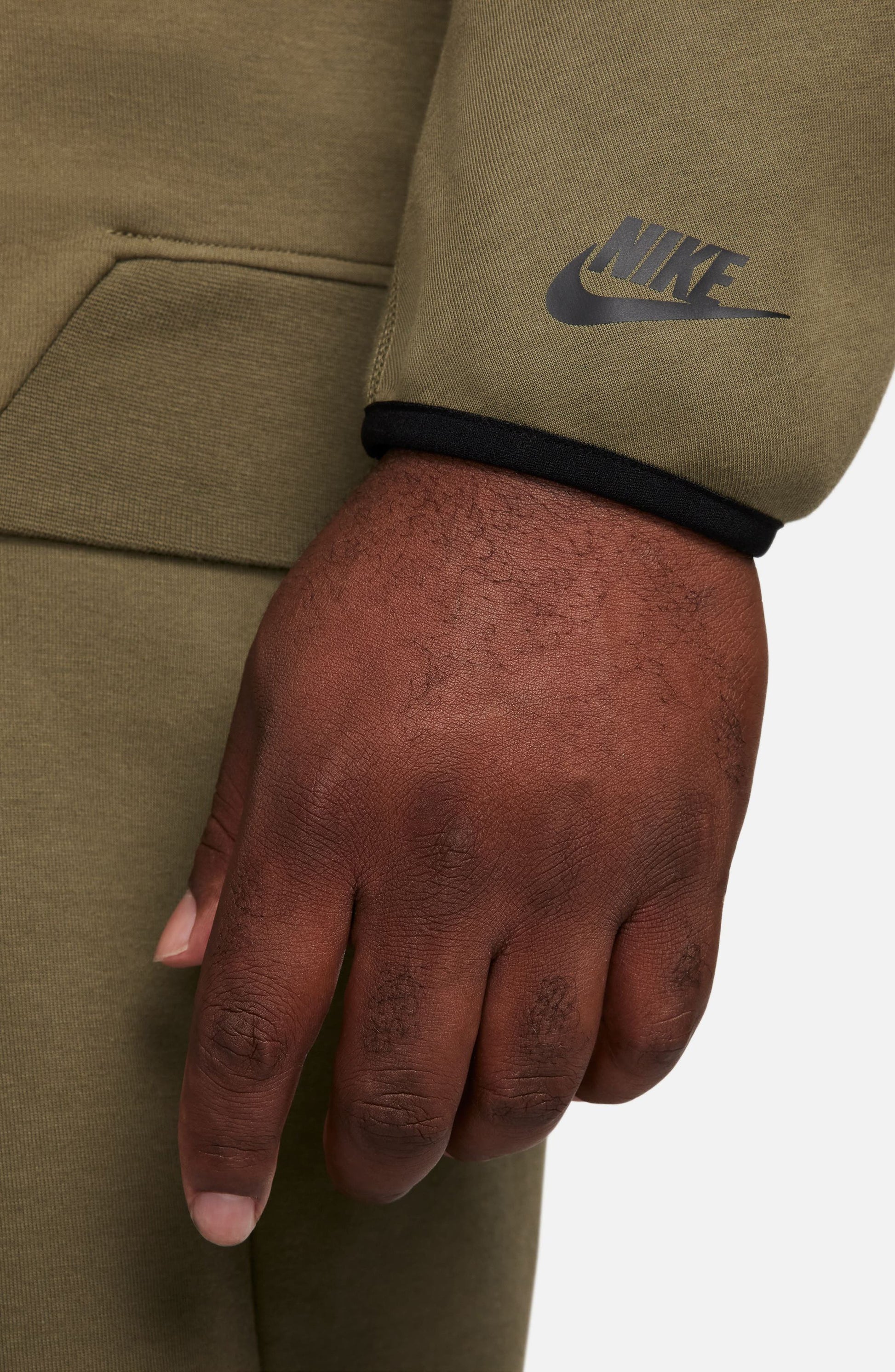 MEDIUM OLIVE/ BLACK
