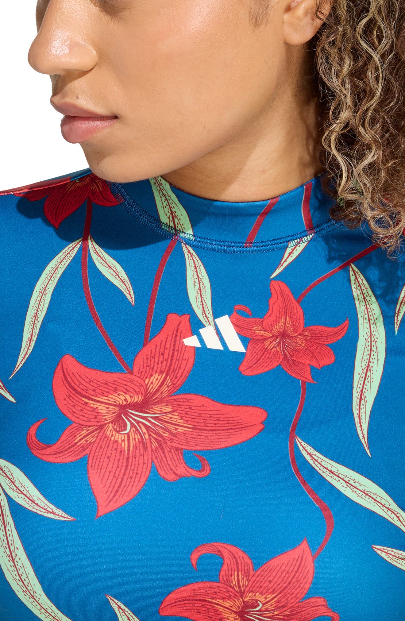 MARINE/ TACTILE RED/ WHITE