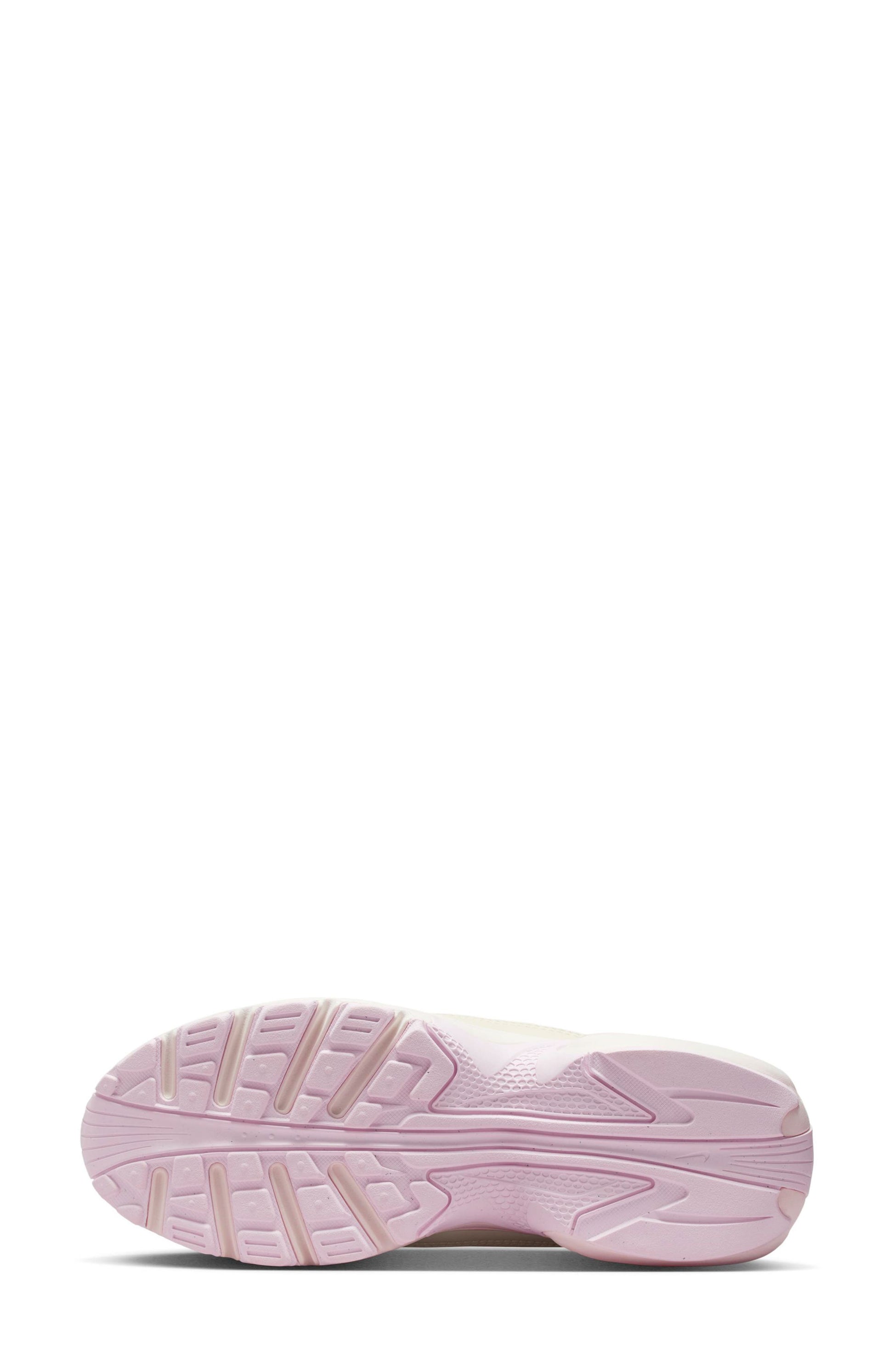 SAIL/ PINK