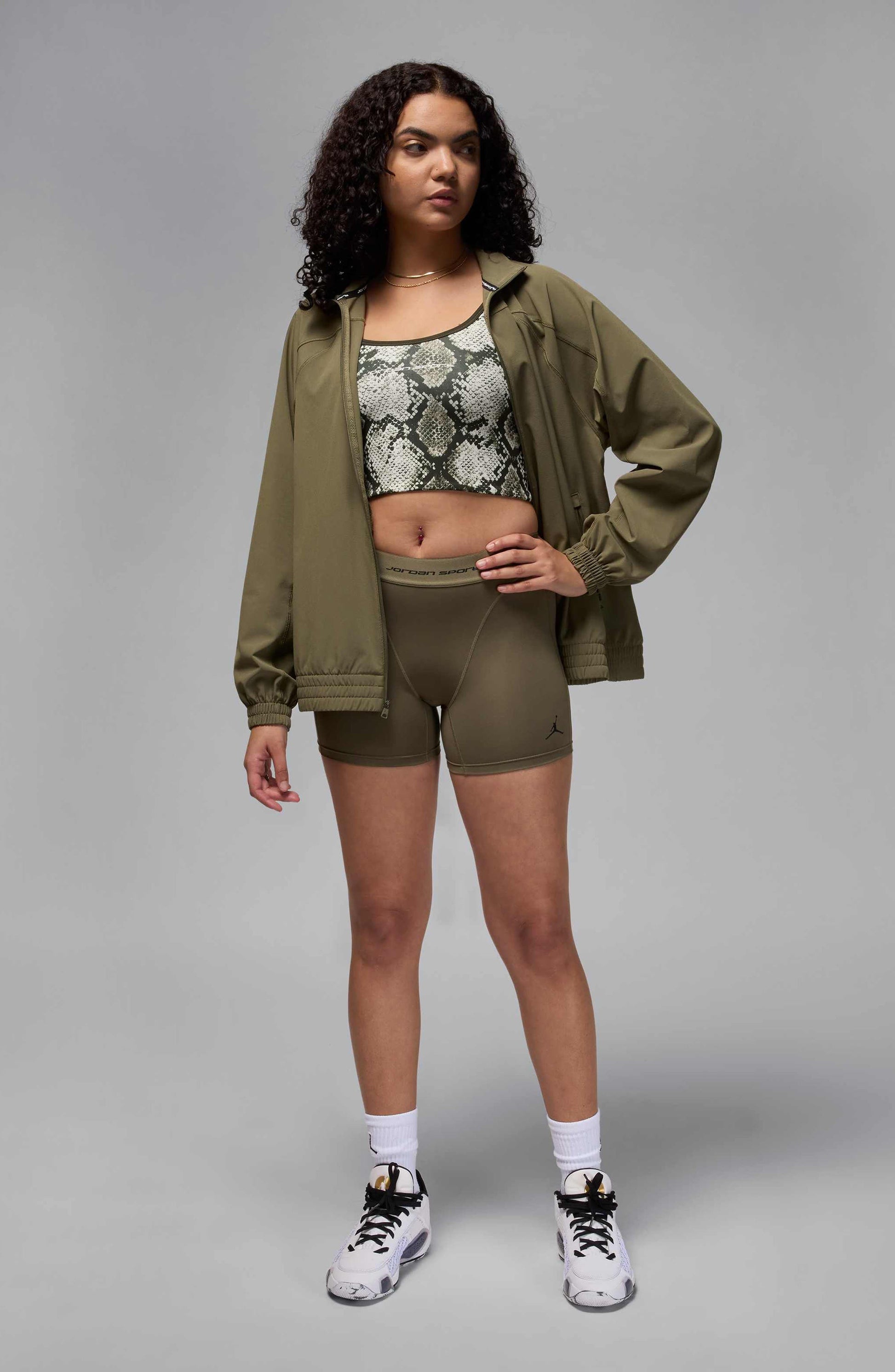 MEDIUM OLIVE