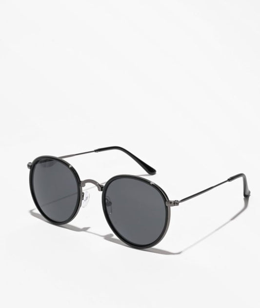 Round Frame Black Sunglasses
