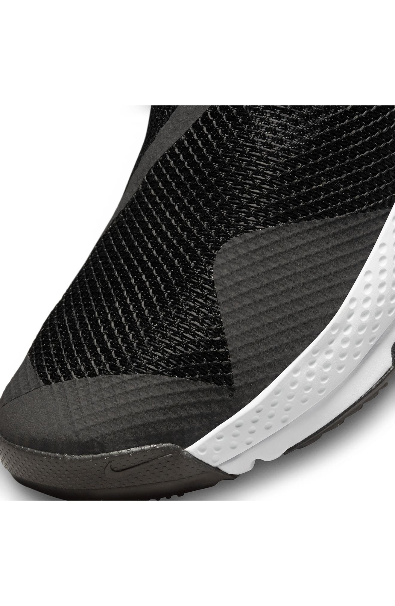 002 BLACK/WHITE