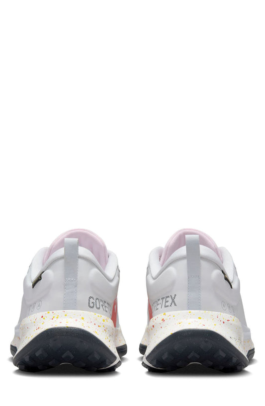 PURE PLATINUM/ WHITE