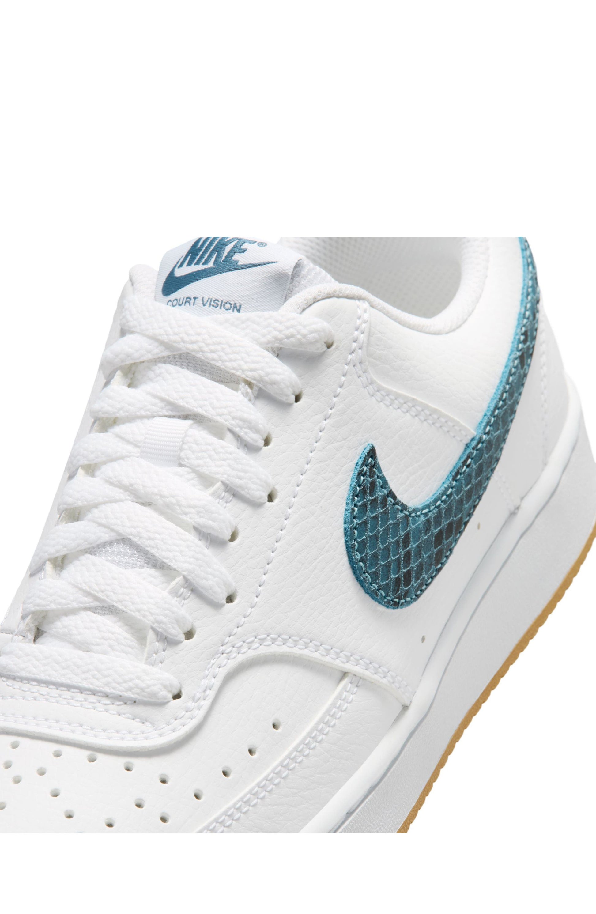 WHITE/ BLUE/ BROWN