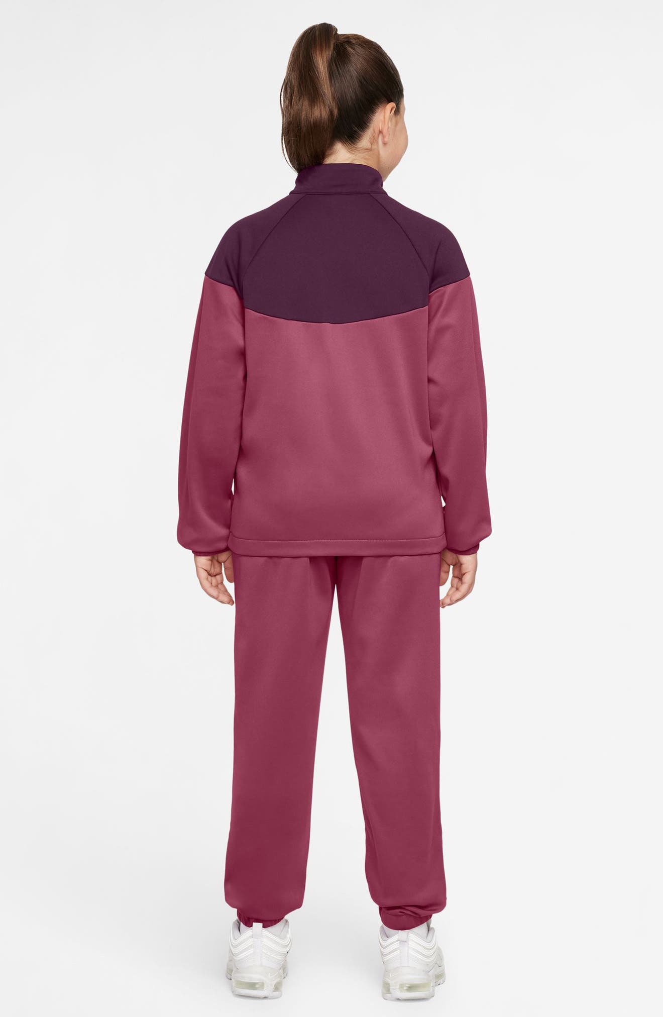 SWEET BEET/ BORDEAUX/ WHITE