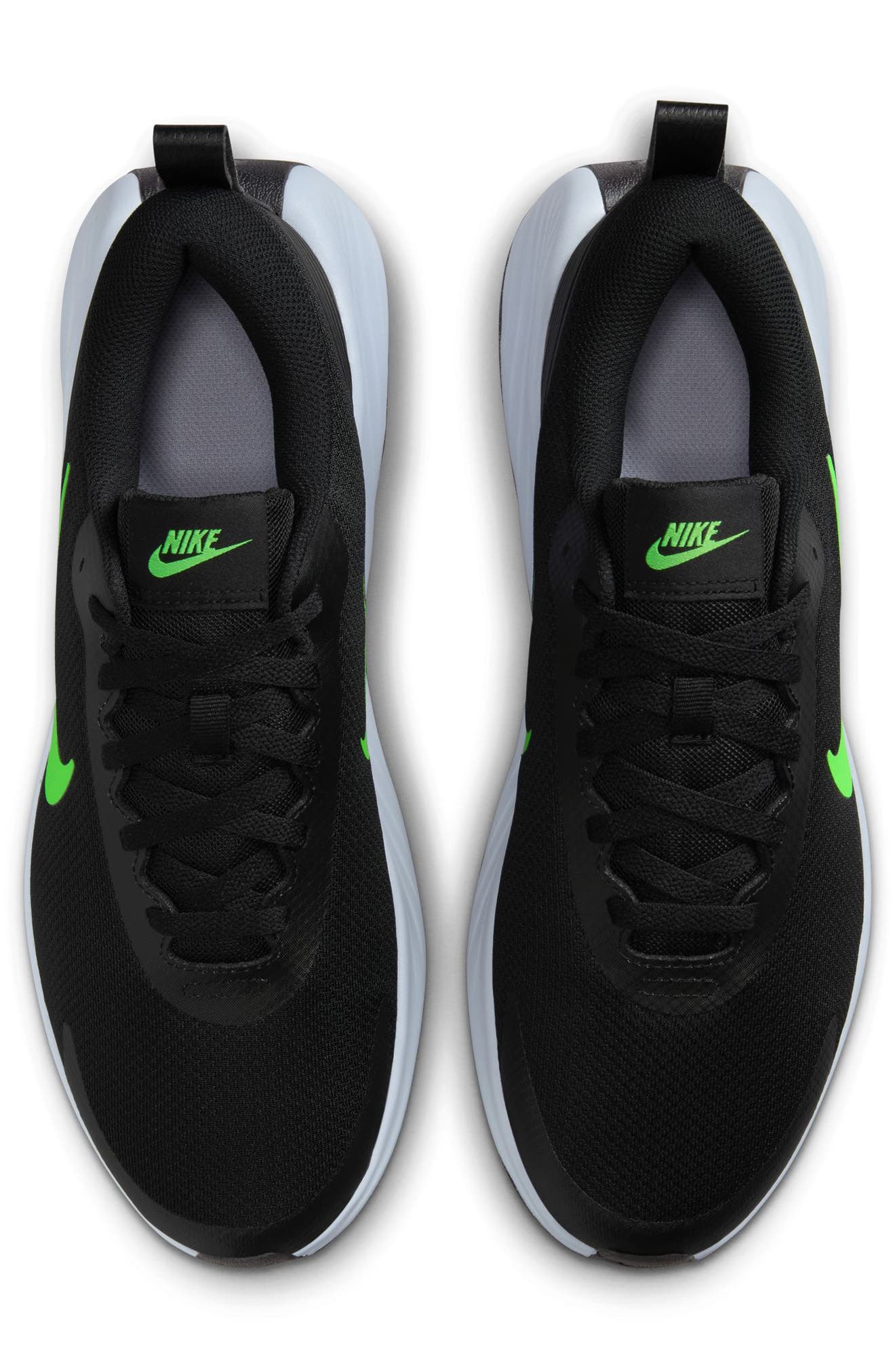 BLACK/ GREEN STRIKE