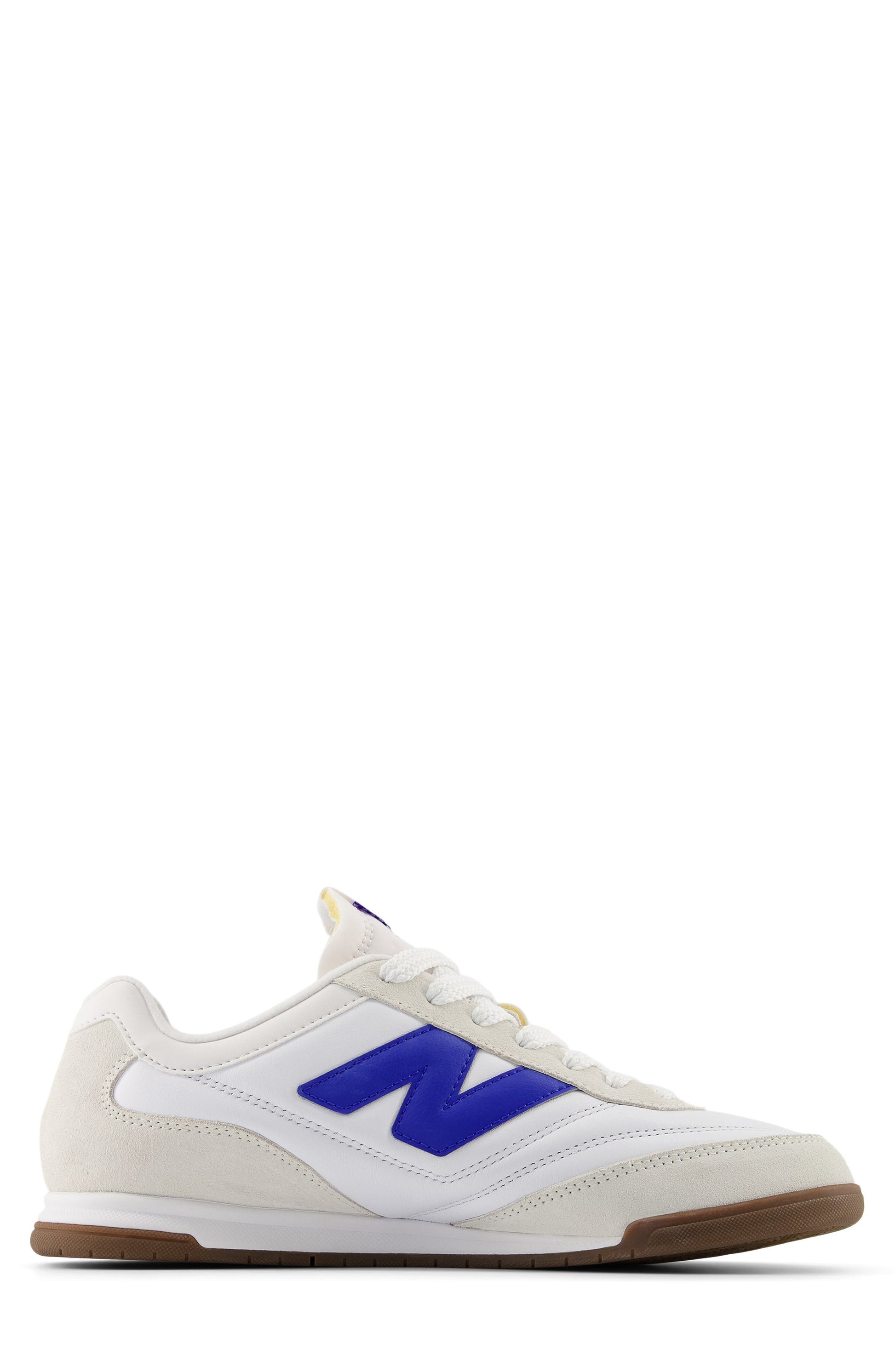 WHITE/ REFLECTION