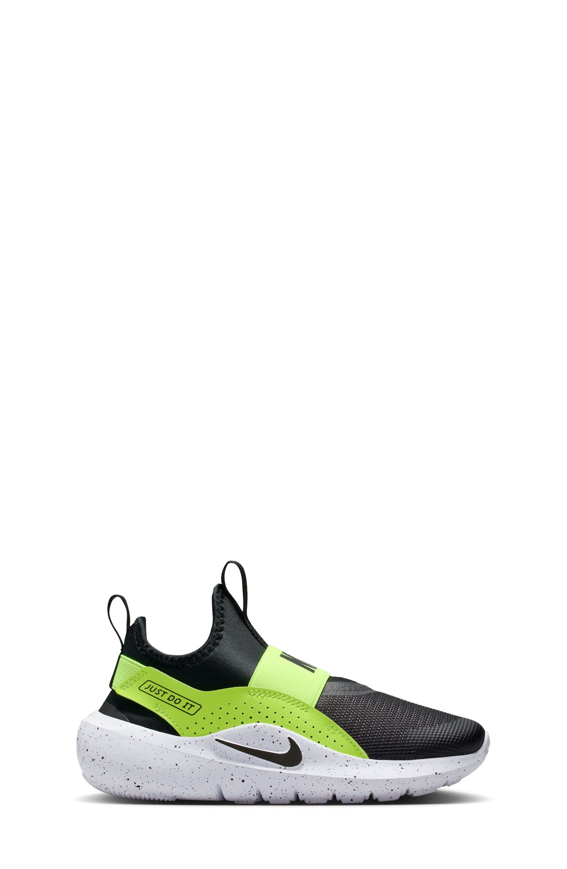 BLACK/ BLACK/ VOLT/ WHITE
