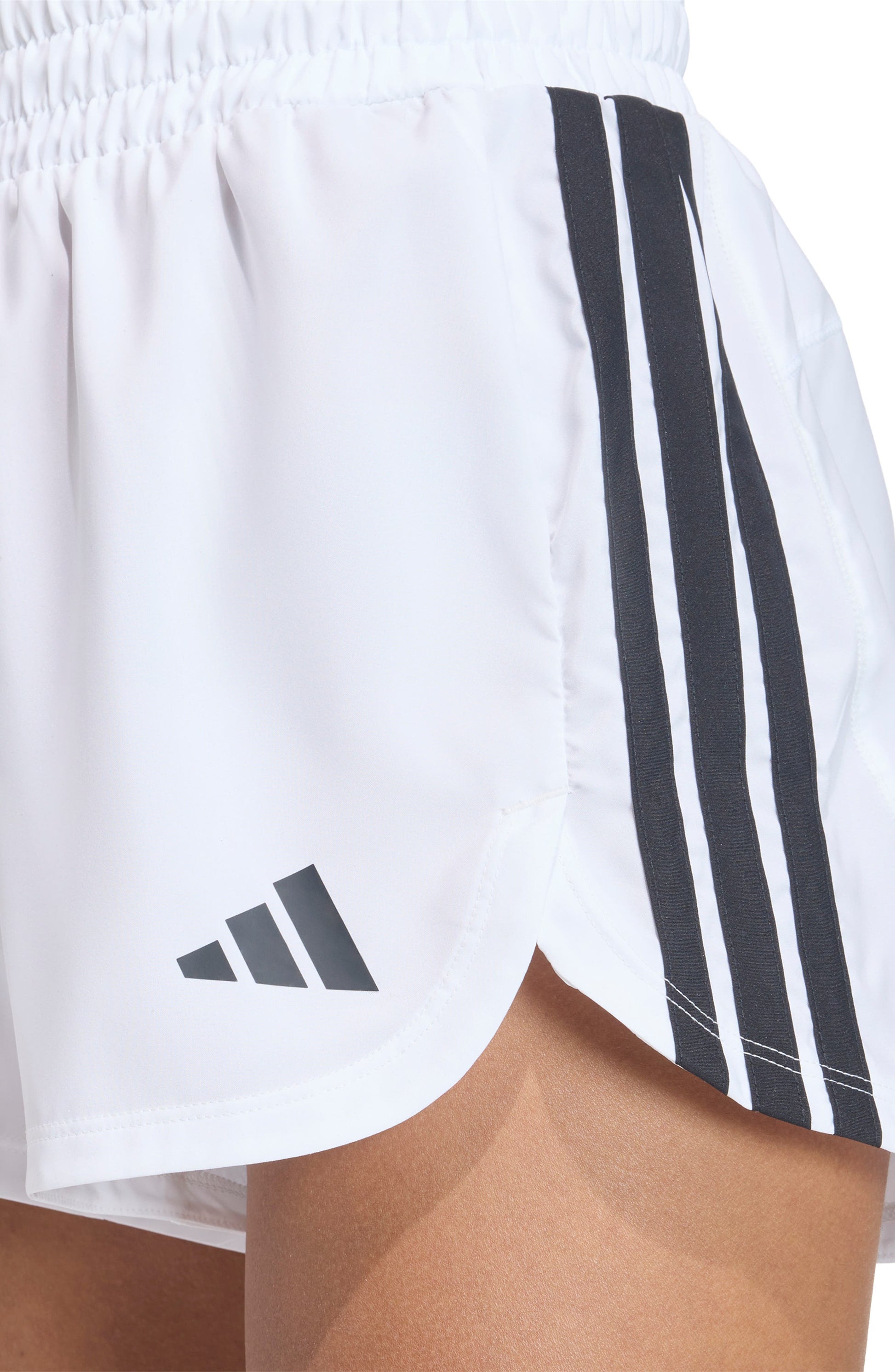 WHITE/BLACK