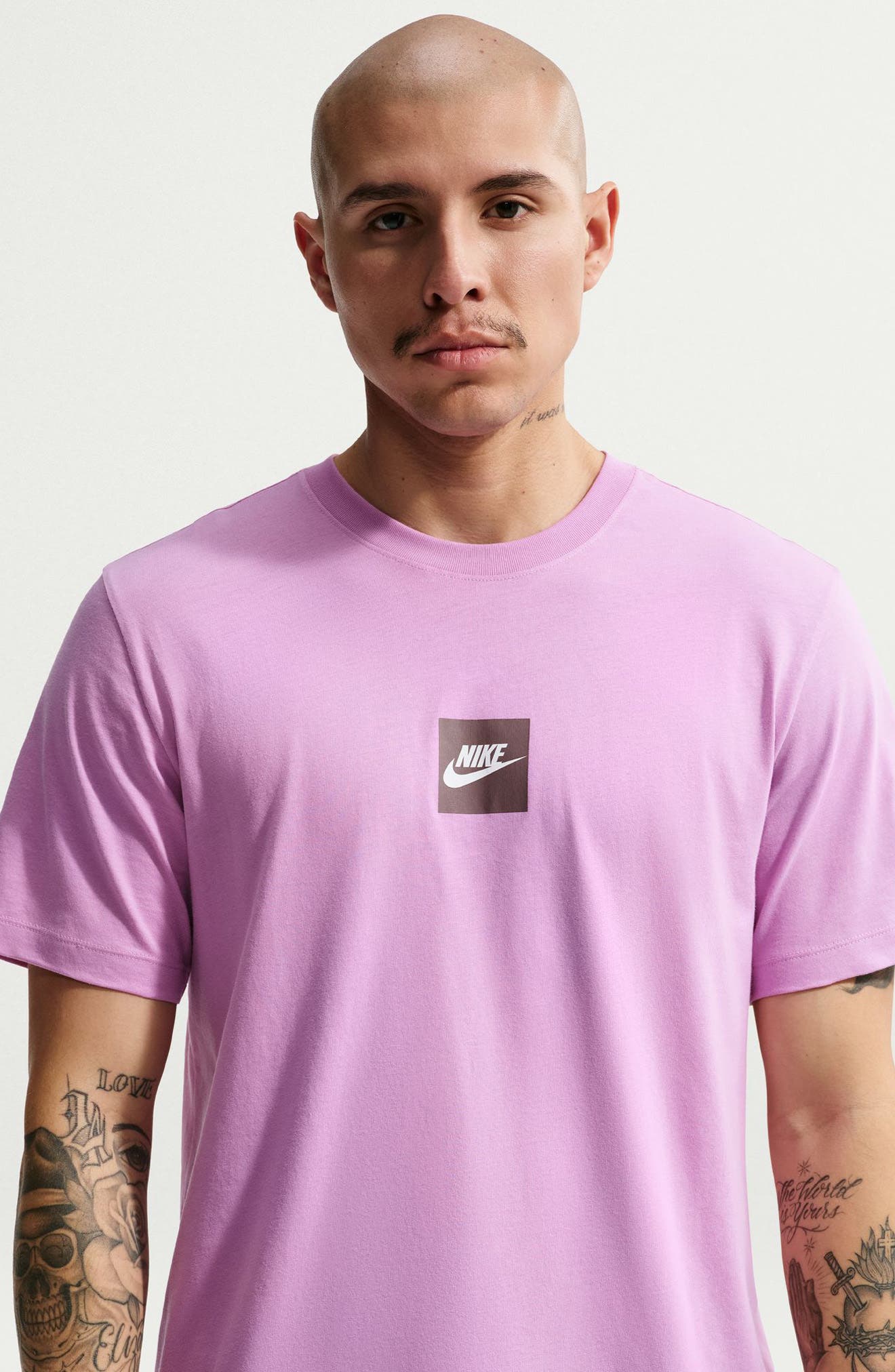LIGHT MAGENTA