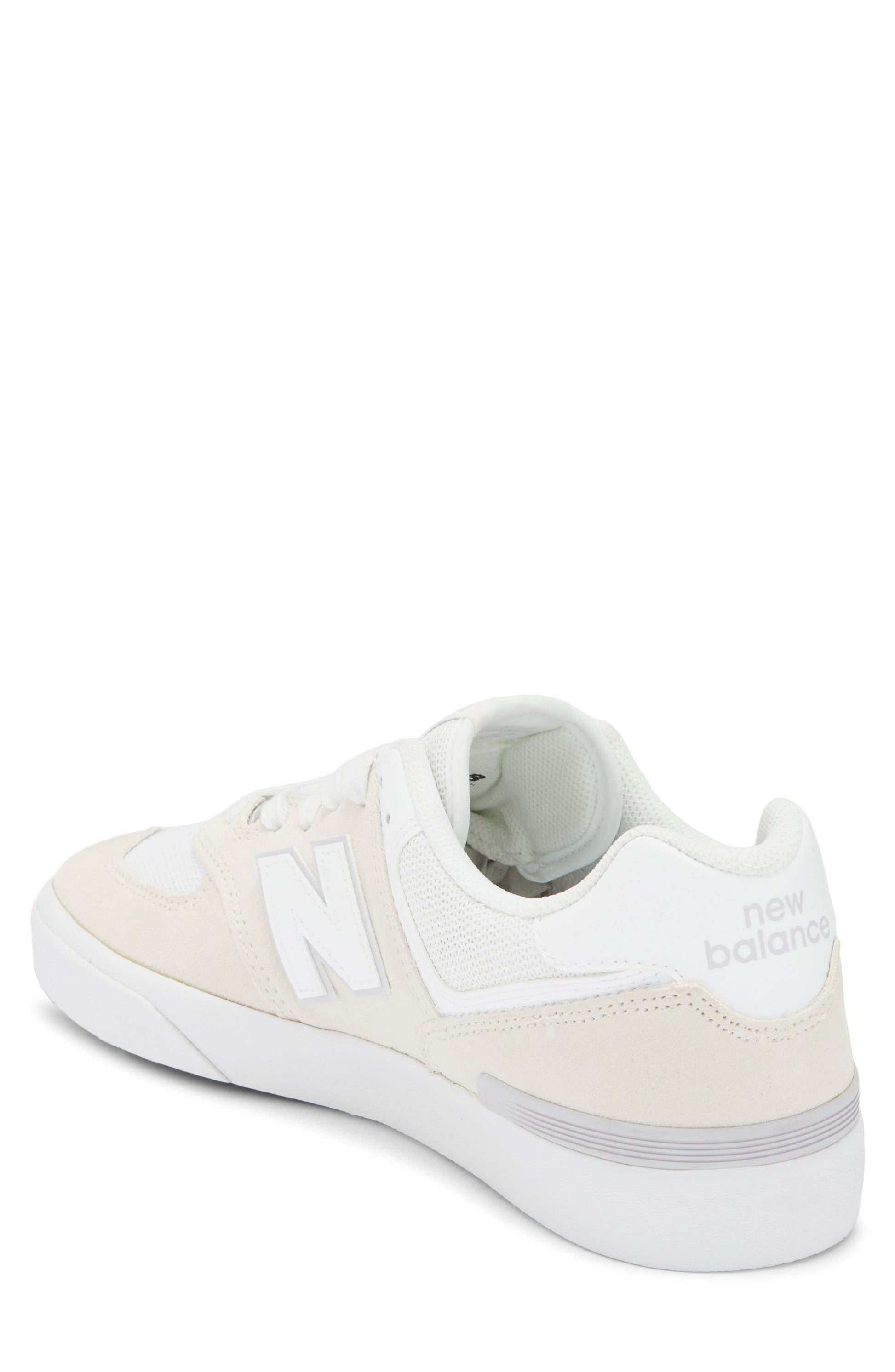 WHITE/ WHITE